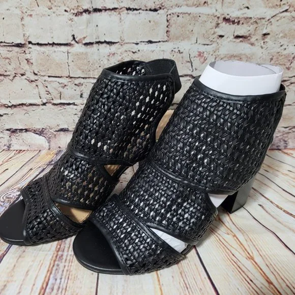 Lauren Conrad Morganite Sandals Black - Picture 4 of 5